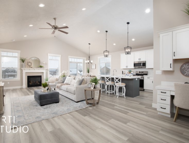1736 S SKY VIEW LOOP
