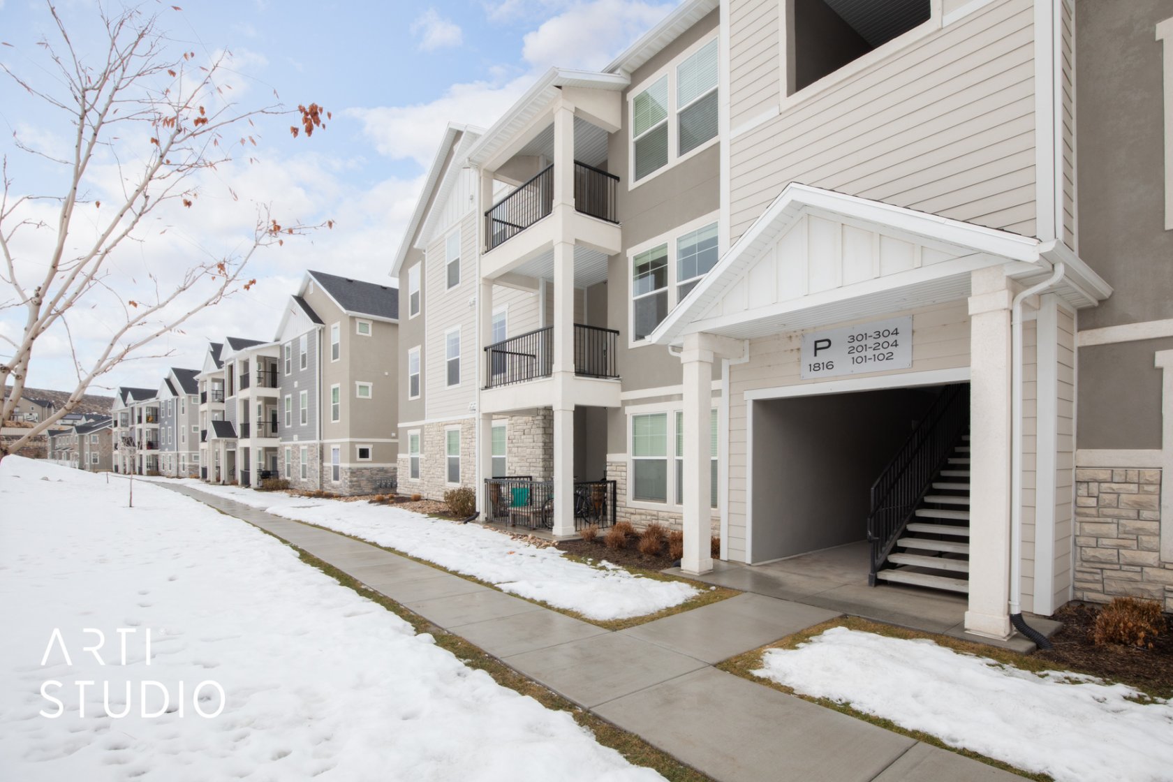 1816 W Eaglewood Dr Unit 201