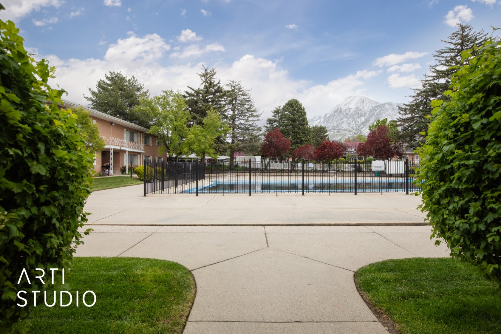 2223 E Carriage Lane Apt 44