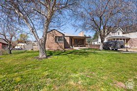 1375 N 1750 W