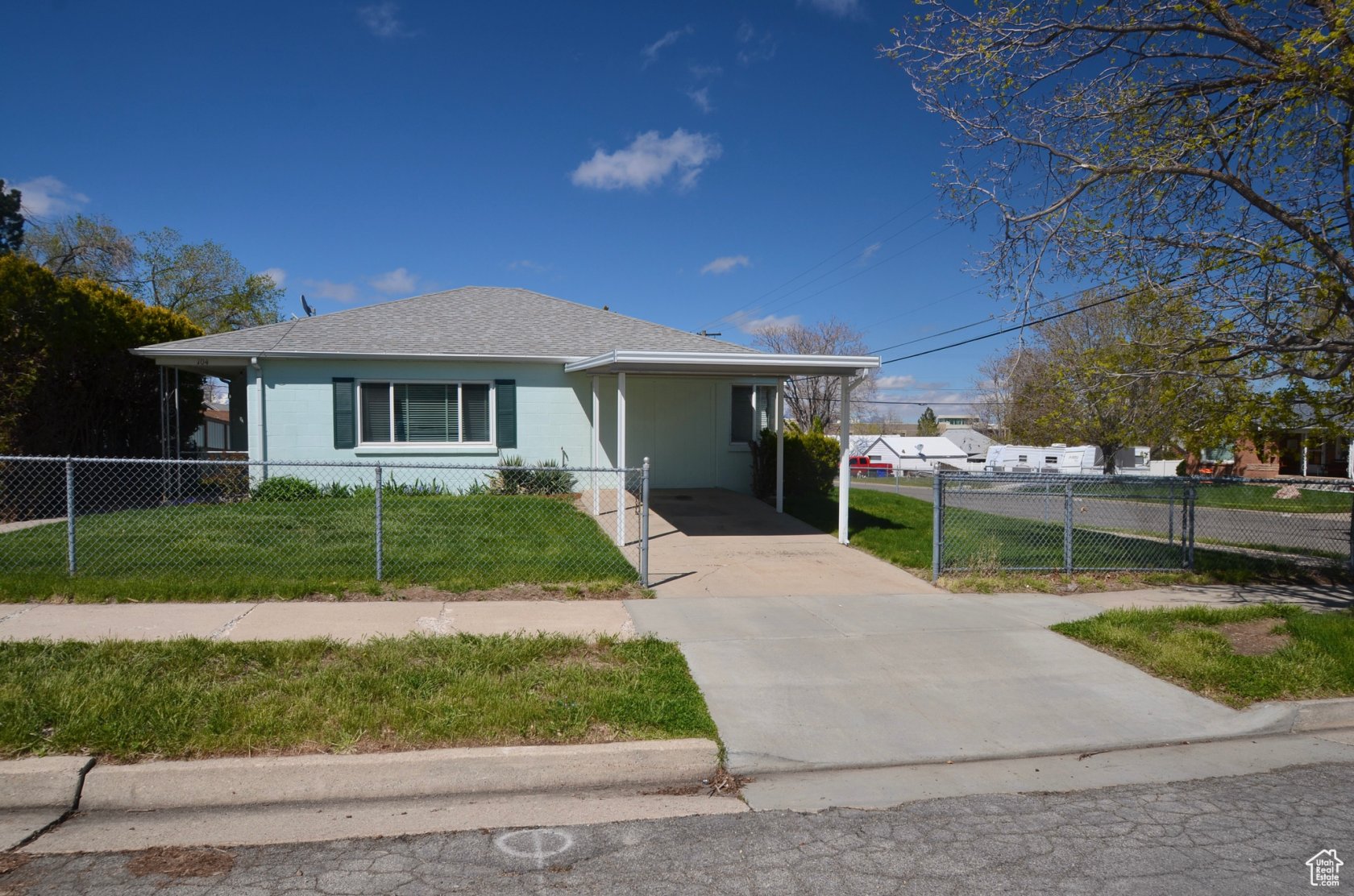 104 Russell Avenue
