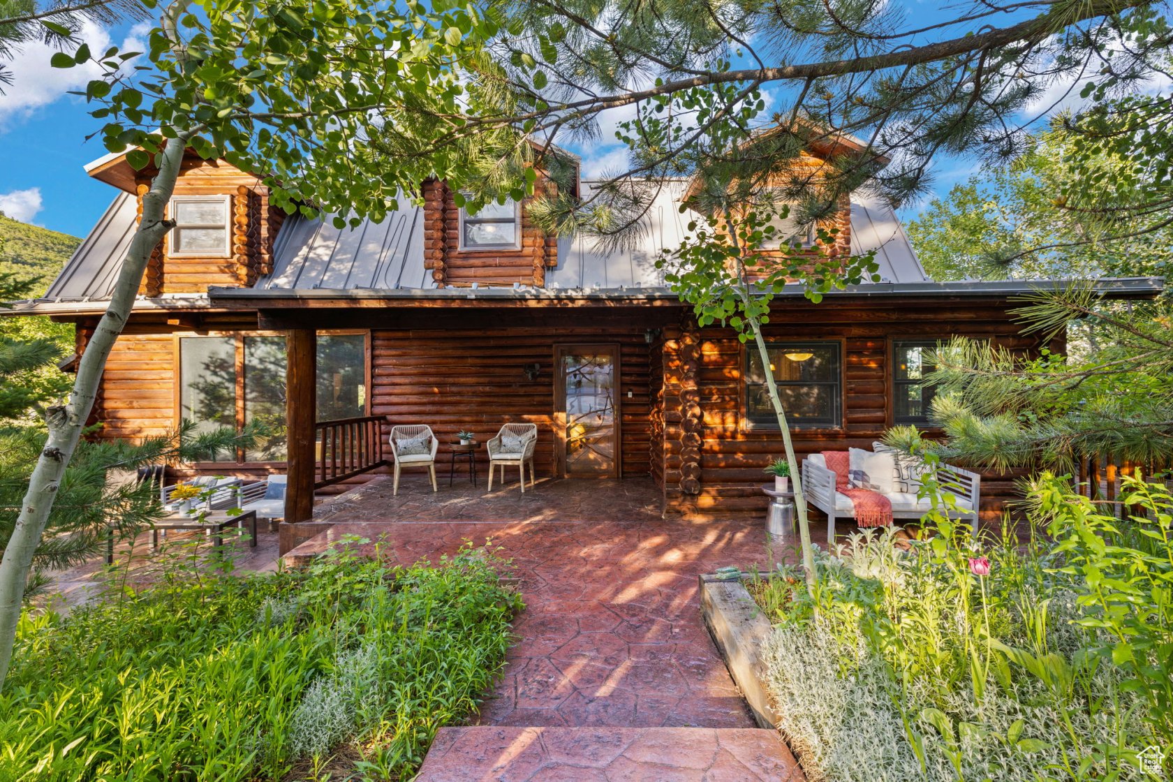 110 Aspen Dr