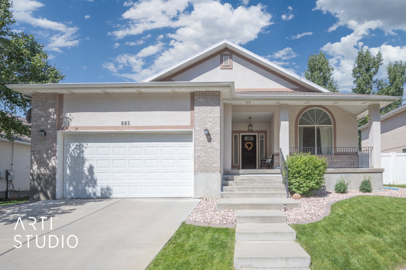 665 N Riverwalk Dr