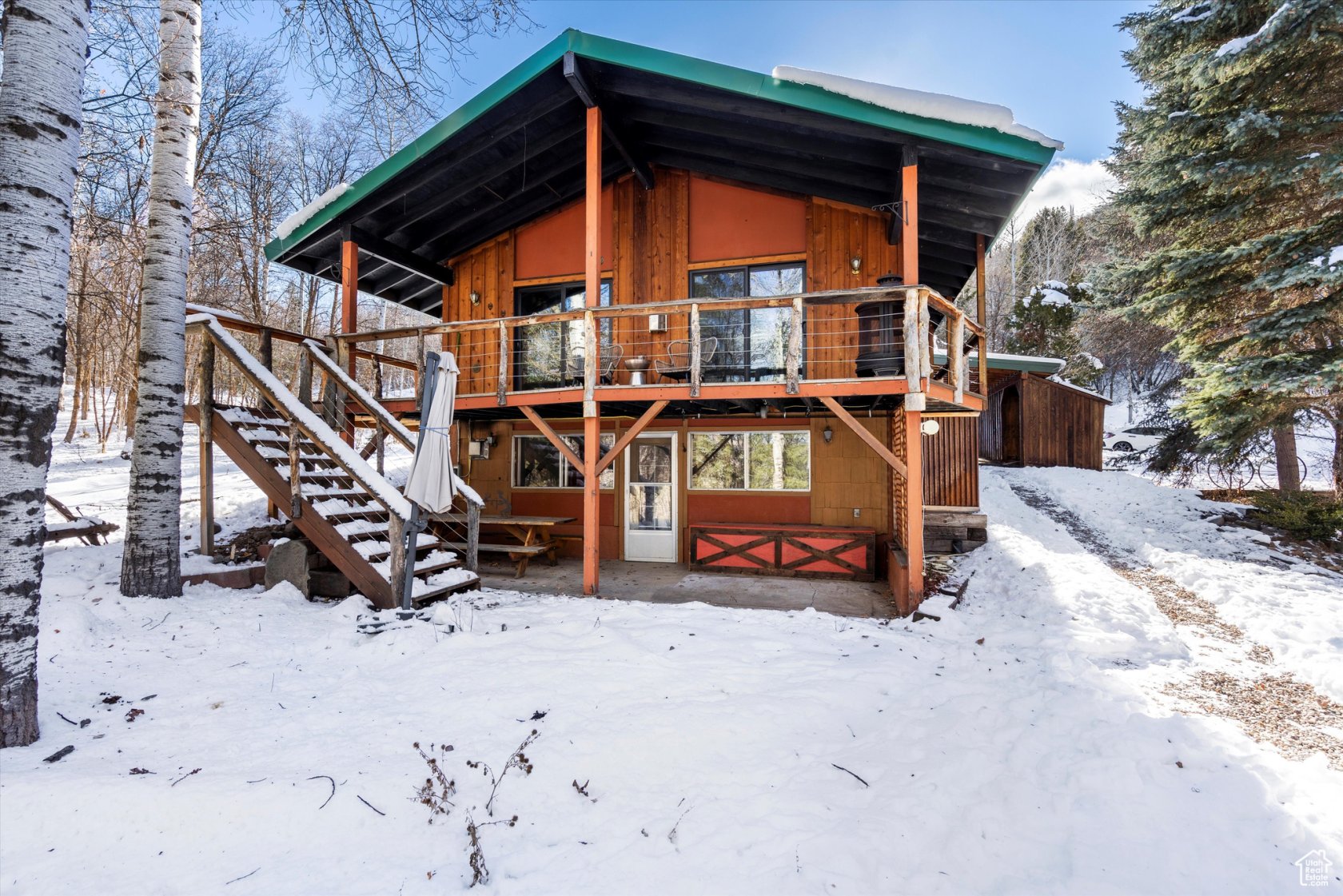3626 E Viking Dr