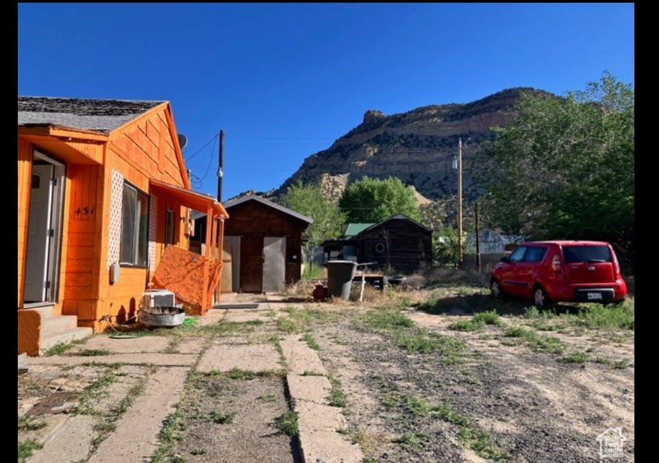 431 Pinion Street