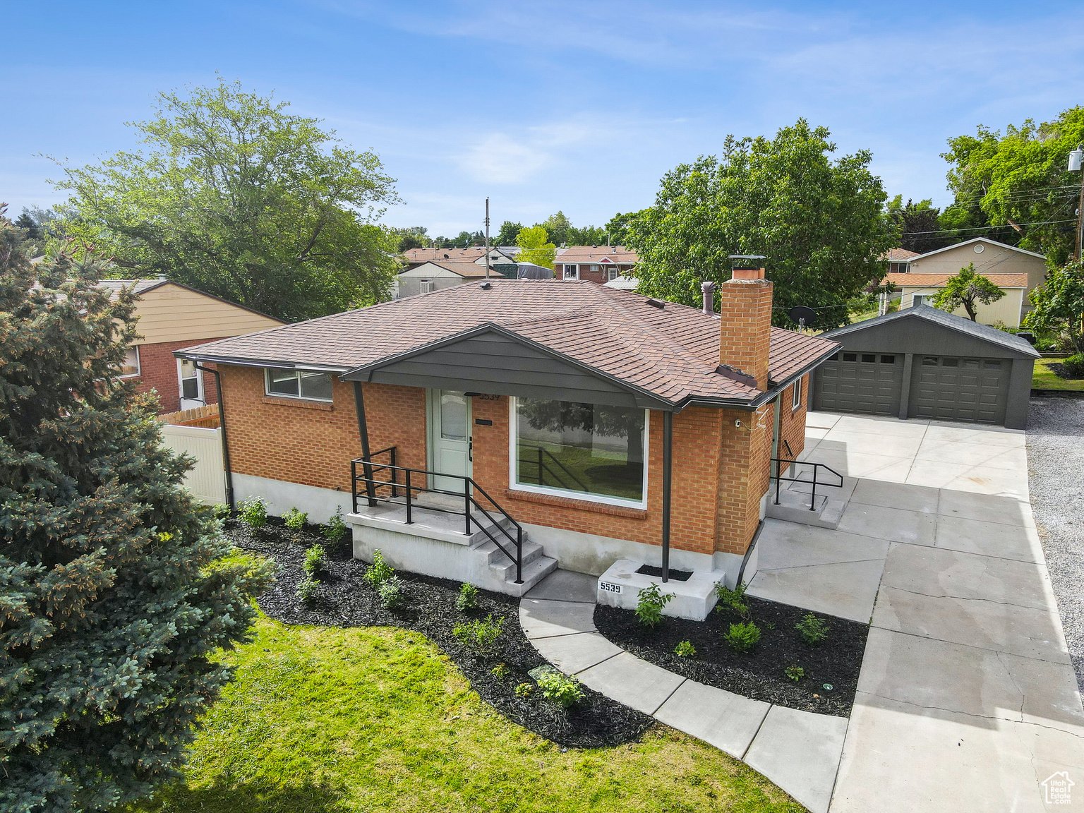 5539 W Kathleen Ave