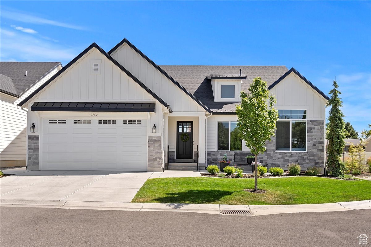 2306 E. Derus Way