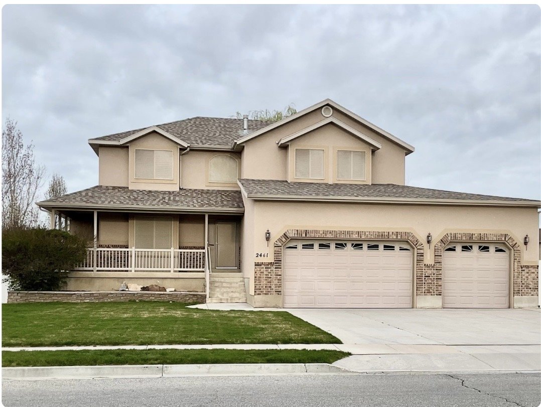 2461 N 2710 W