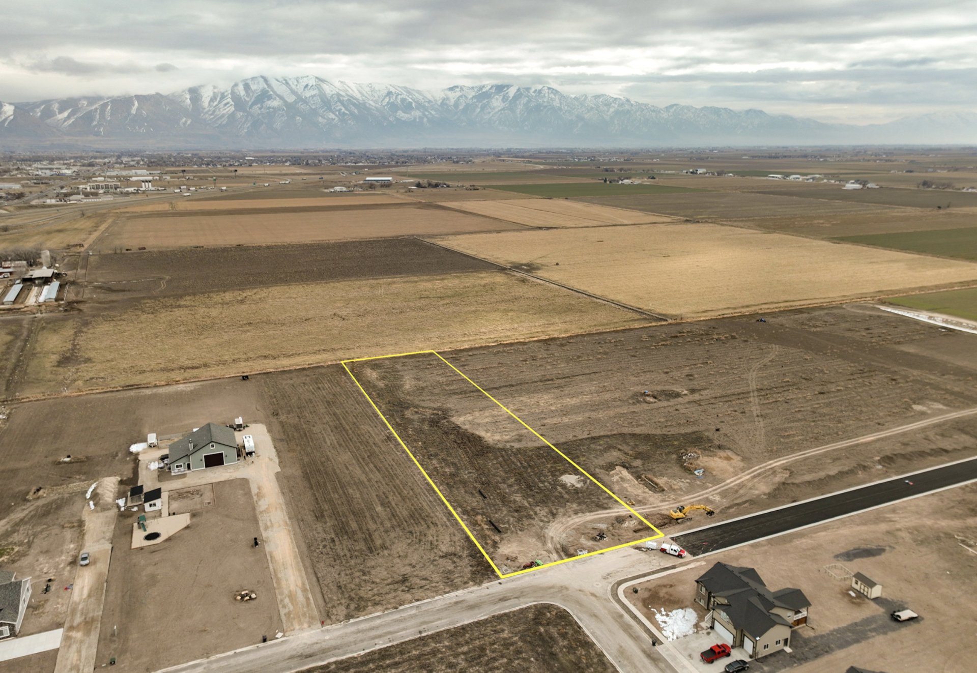 11046 N 8300 W
