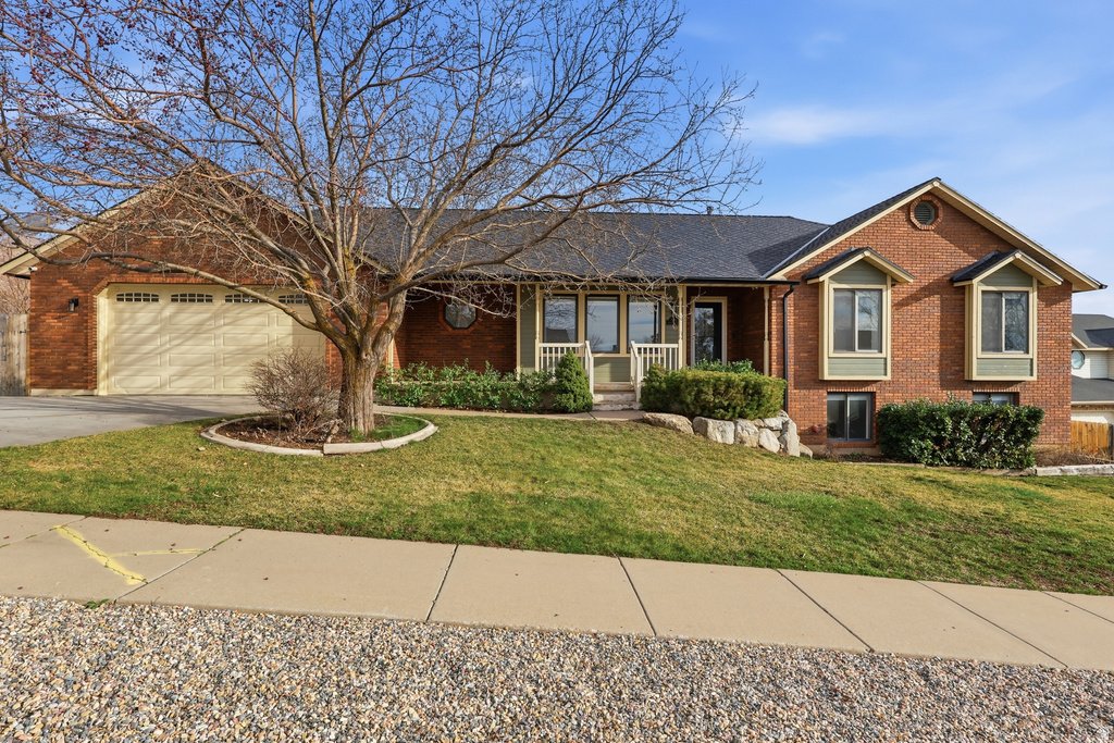1443  Washakie Cir