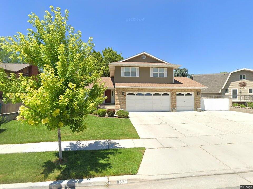 832 W Clover Meadow Drive