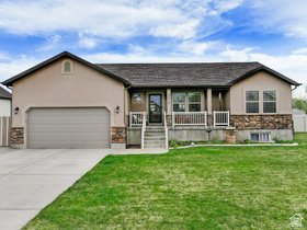 2679 W 2500 N