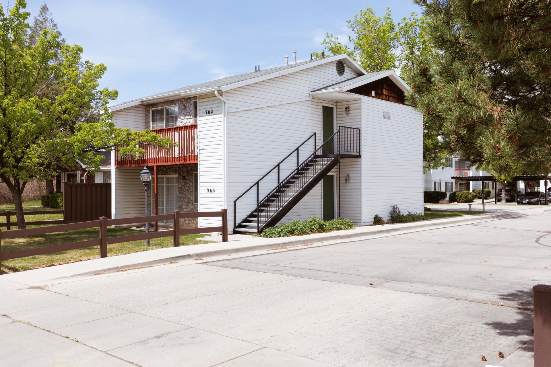 260 West 400 N