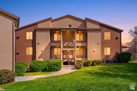 9217 S Jefferson Cv