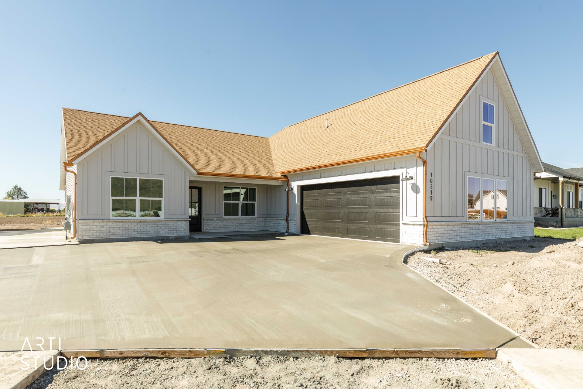 10319 N Vista Lane