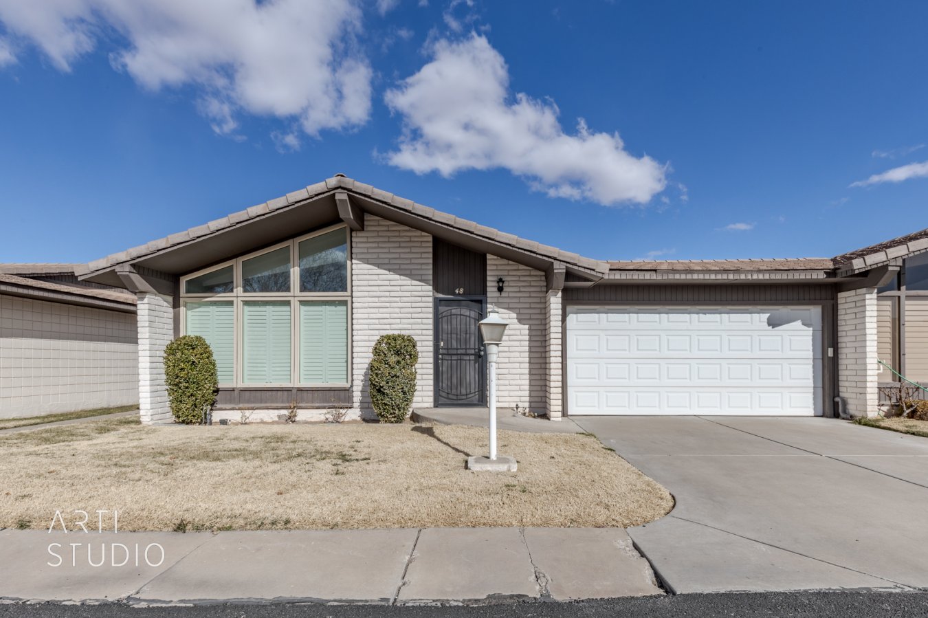 Come see this fully renovated townhome before it goes! Renovations include; all new kitchen, bathrooms, flooring, baseboards, trim, lighting, and more. Located in downtown Saint George, you won't find a better spot with a community pool for this price!
