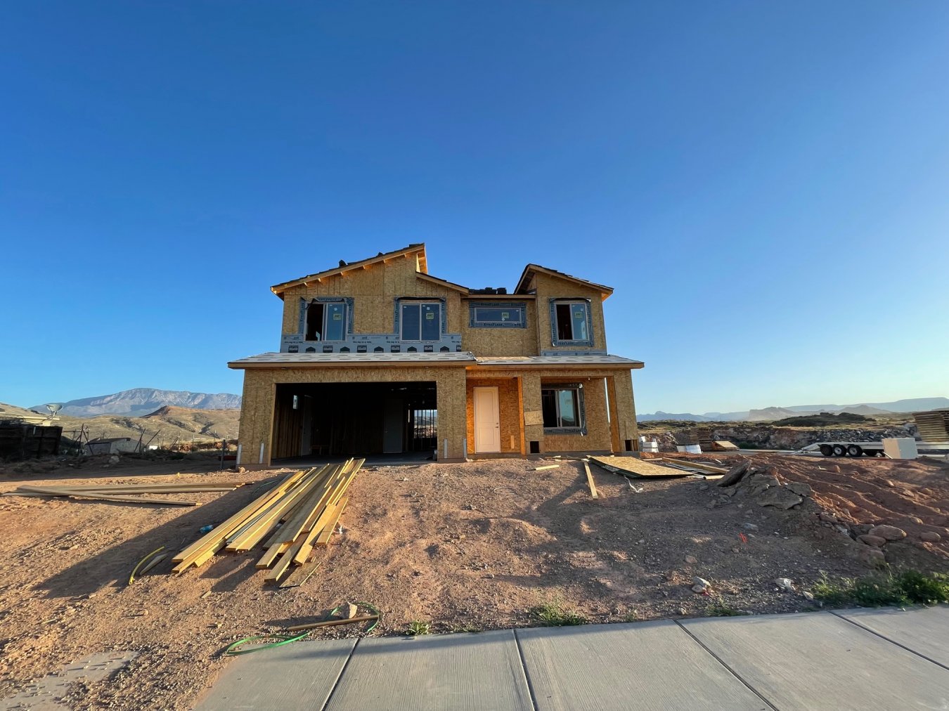 55054 This contemporary 2 story, new construction home is part of the new subdivision Lava Knolls. Built by the prestigious, Interstate Homes, a few home features include: Front yard landscaping, LVP in the main living area, carpet in living room, bedrooms & second level, tile master floor and shower, 8' doors throughout the main living area, and granite countertops. Don't miss out, call us today!