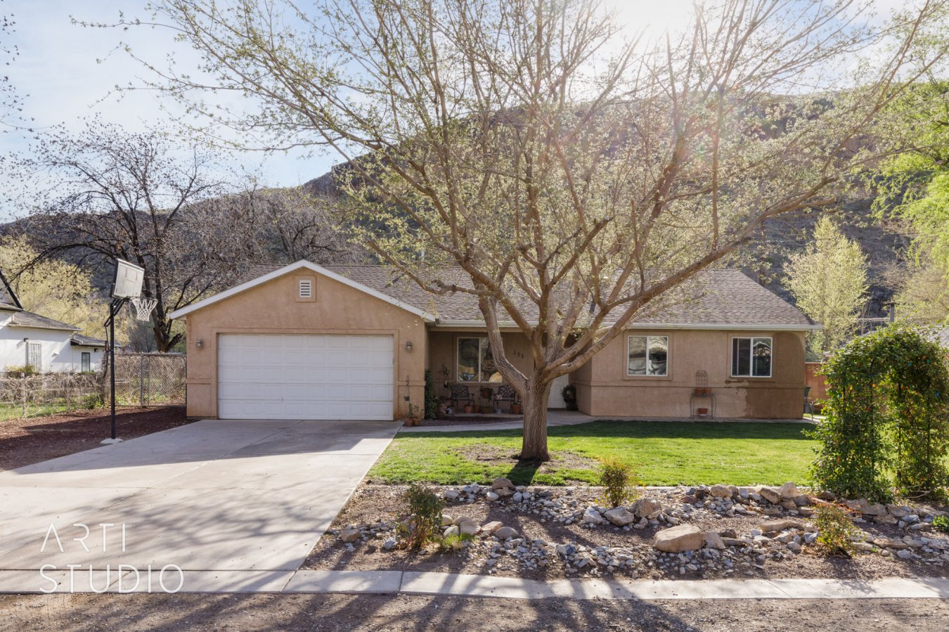 55824 4 bed or 3 bed/ office, 2 bath, 1 level home in downtown Hurricane. Large lot backs up to mountain views with fruit trees and fully landscaped yard. RV parking, covered patio and fully fenced in yard. Close to Zion, Sand Hollow, Quail, and all outdoor recreation. The listing broker's offer of compensation is made only to participants of the MLS where the listing is filed.