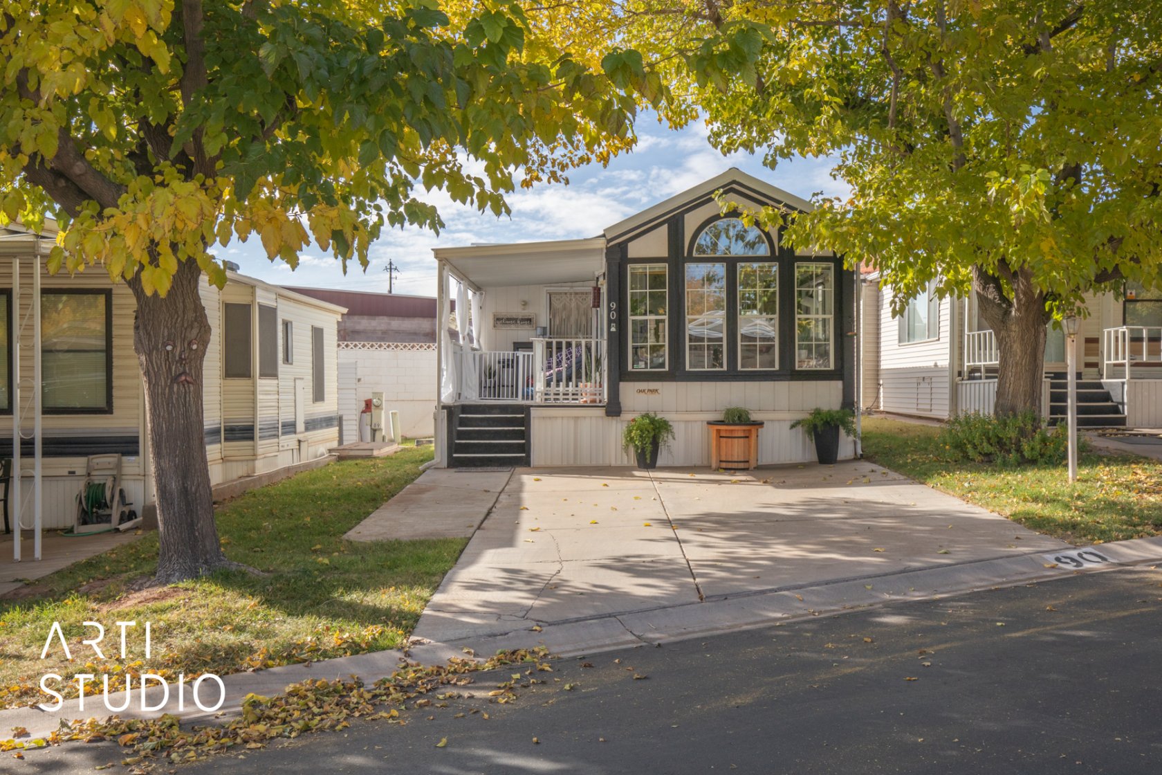 1150 W Red Hills Pkwy #90