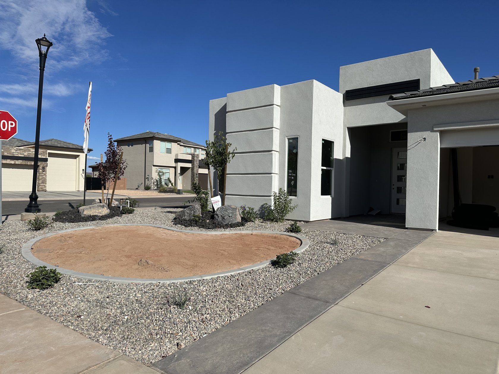  635 S Taylor Creek Dr.