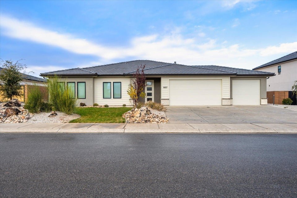 1857 Honeycomb Dr