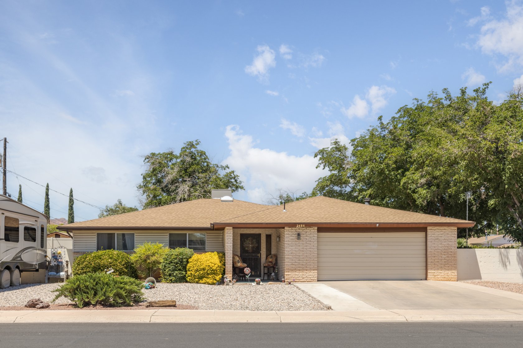 2486 El Vista Dr