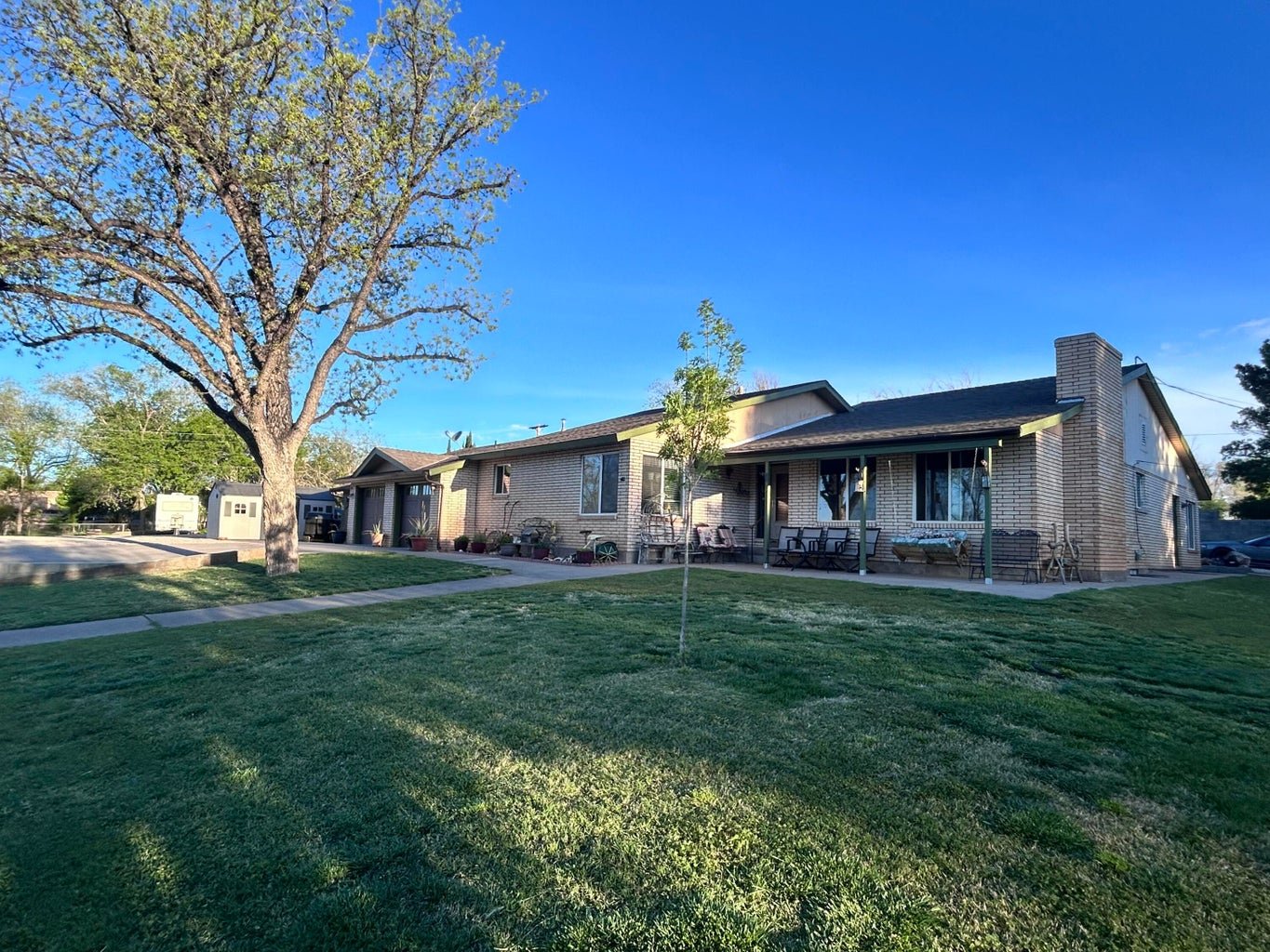 124 N 325 W