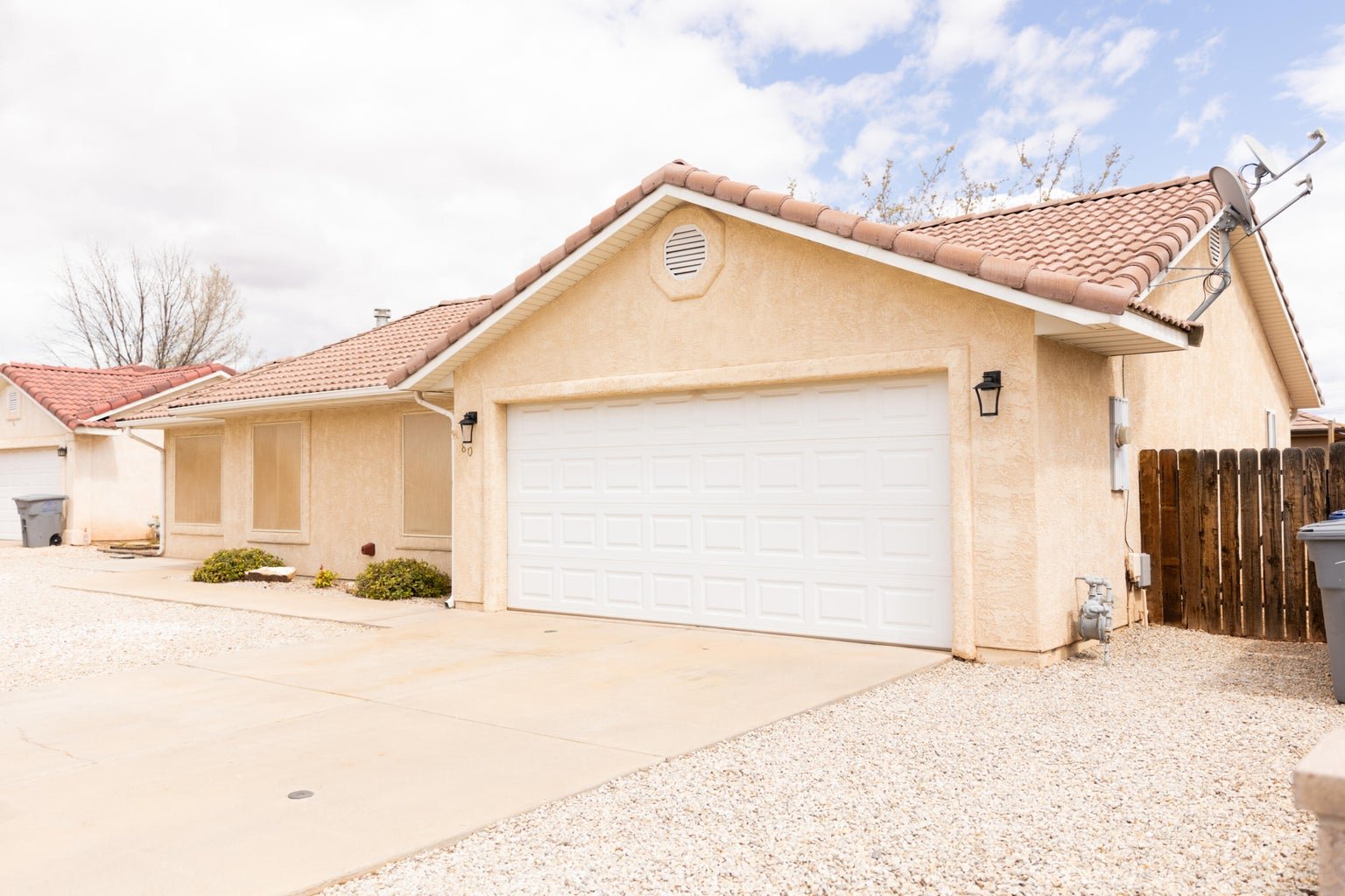 80 N Paradise Way
