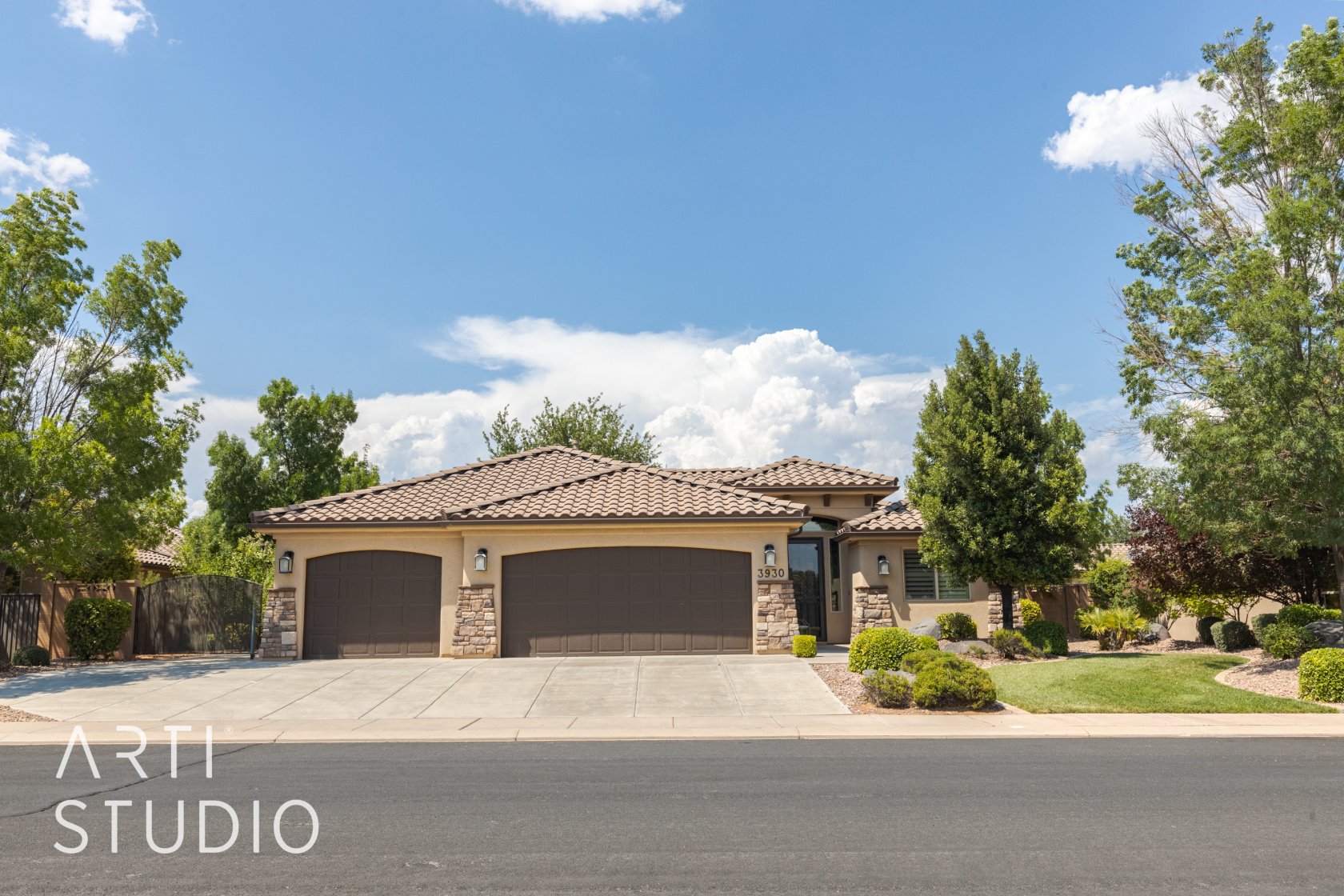 3930 Tess Ln