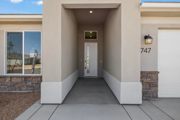 747 S Mincio Ln #17