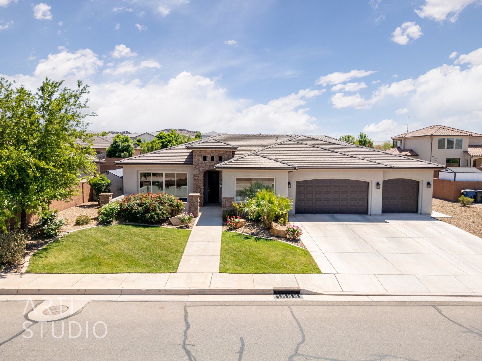 3034 E Seegmiller Dr.