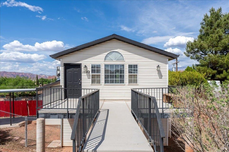 1042 W. 540 N .