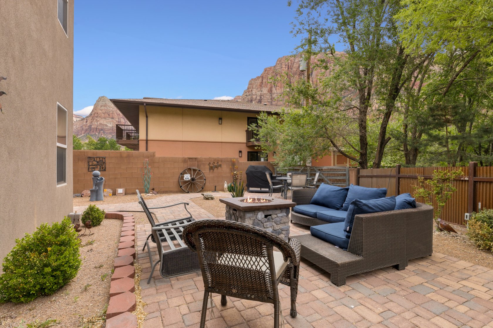 77 Juniper Ln #118