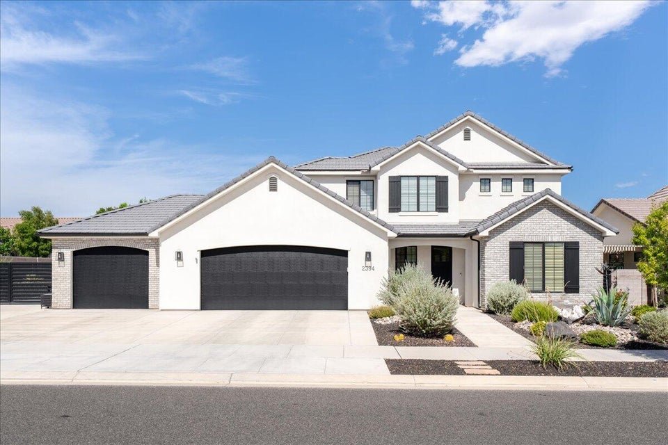 2394 W Chardonnay Ln