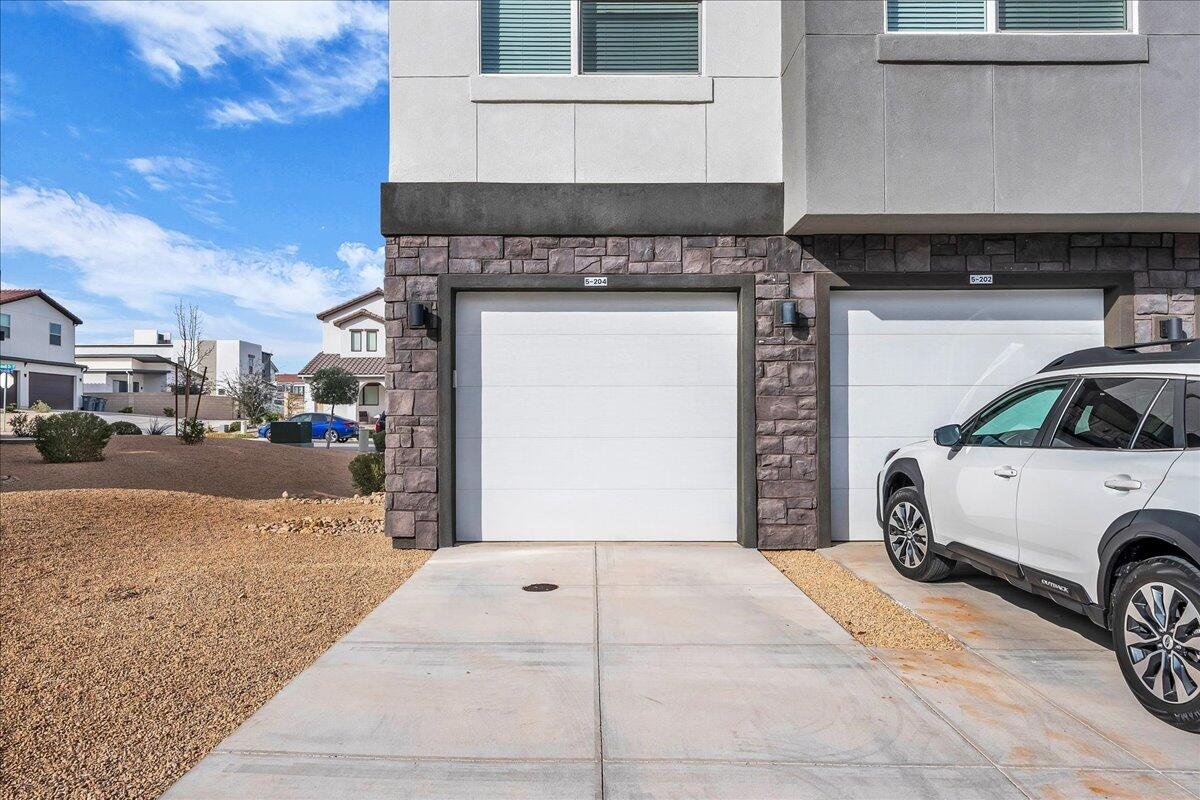 5801 S. Garnet #5204