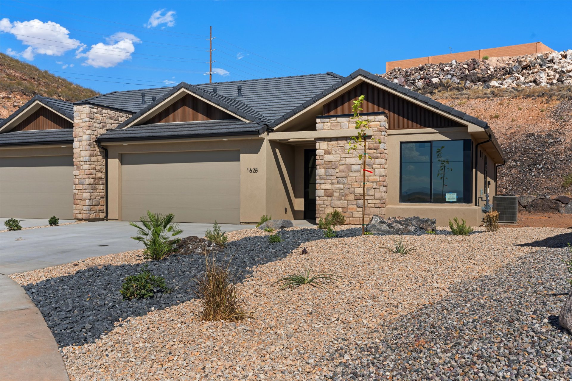 1628 W 470 N