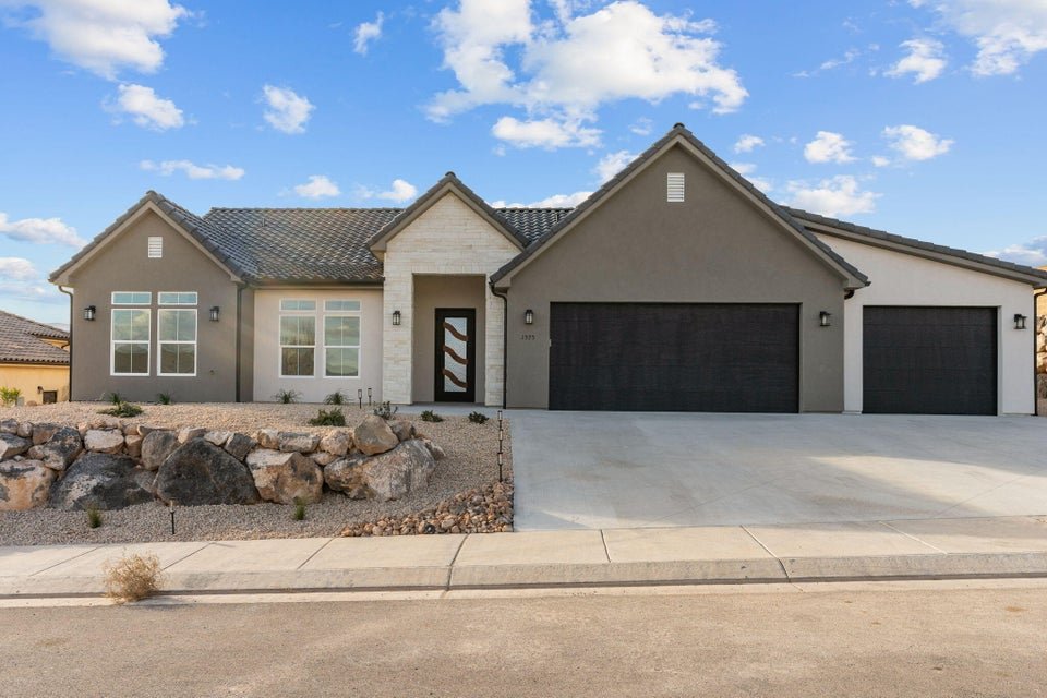 1575 W 725 S