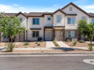3361 E Elkhorn Lane