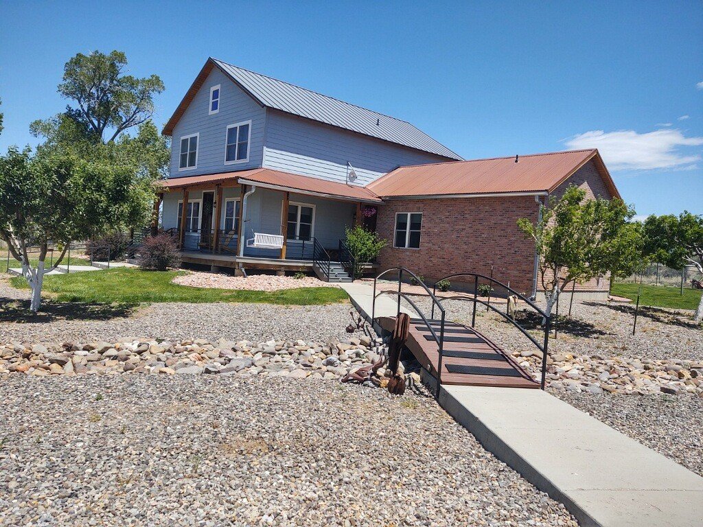 2170 N HWY 357