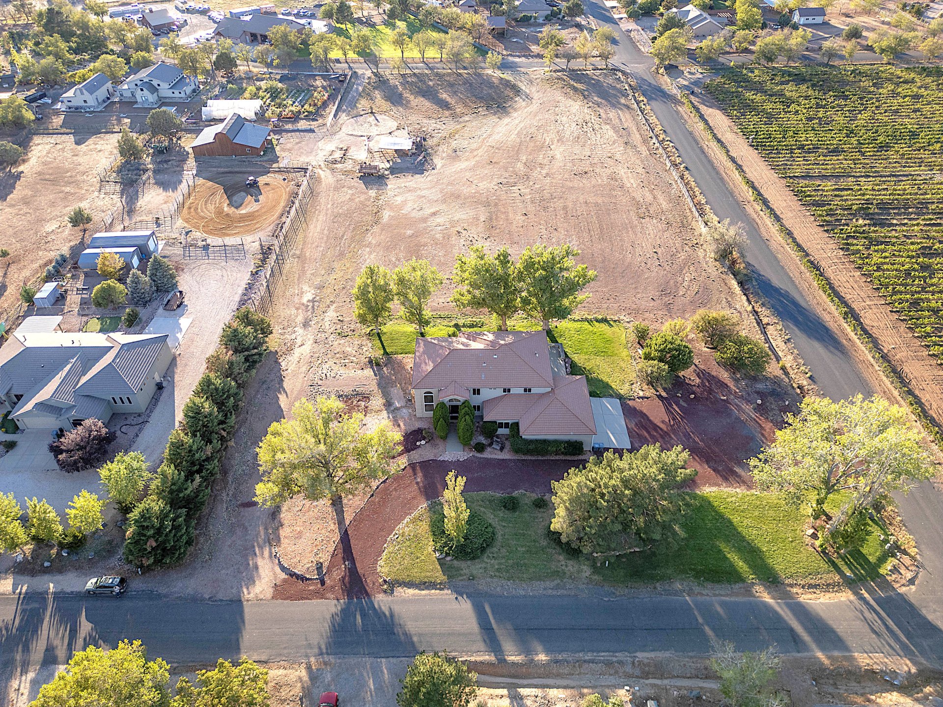 1217 N. Horsemans Park Dr.