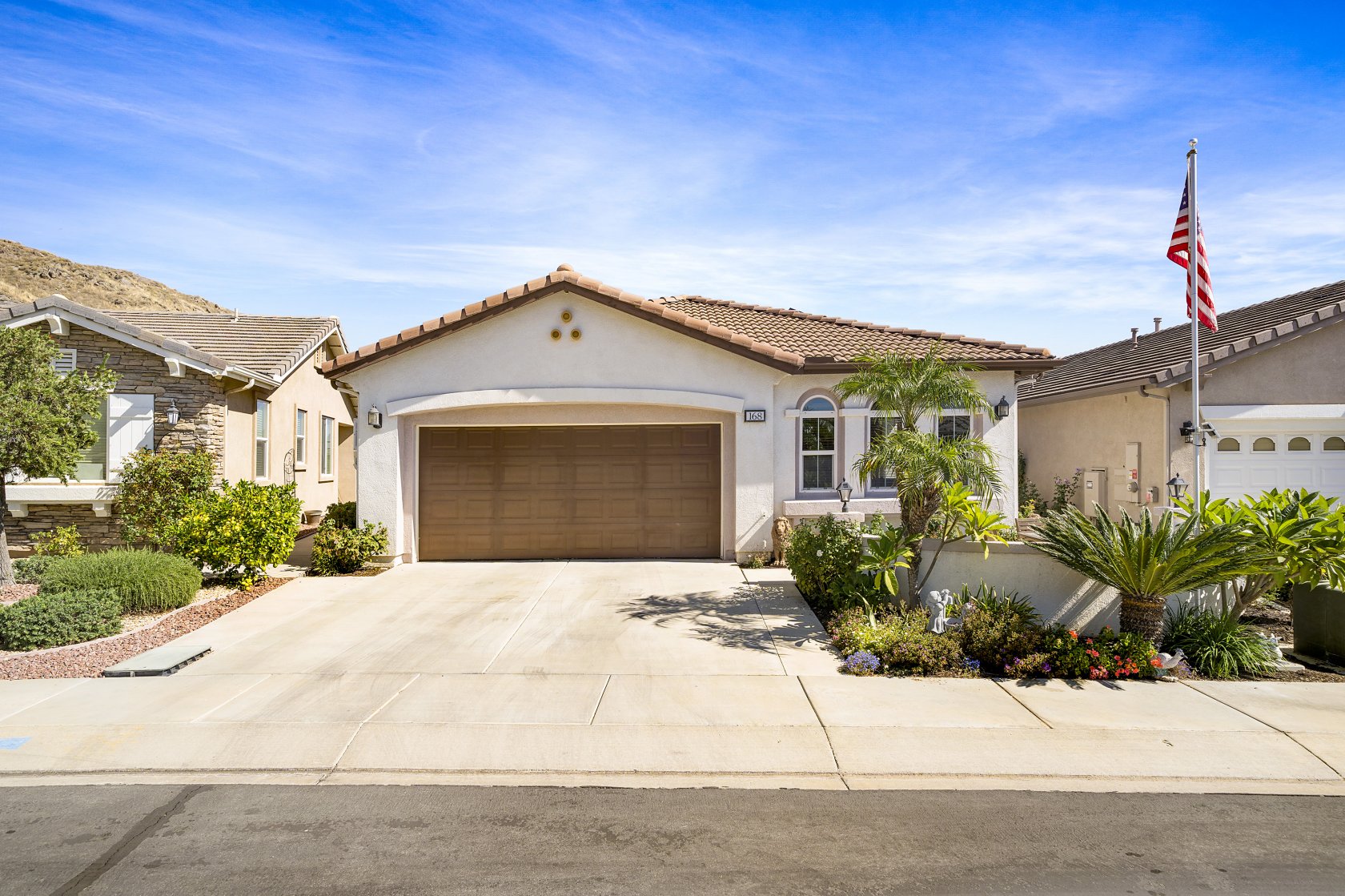 168 Leonard Way