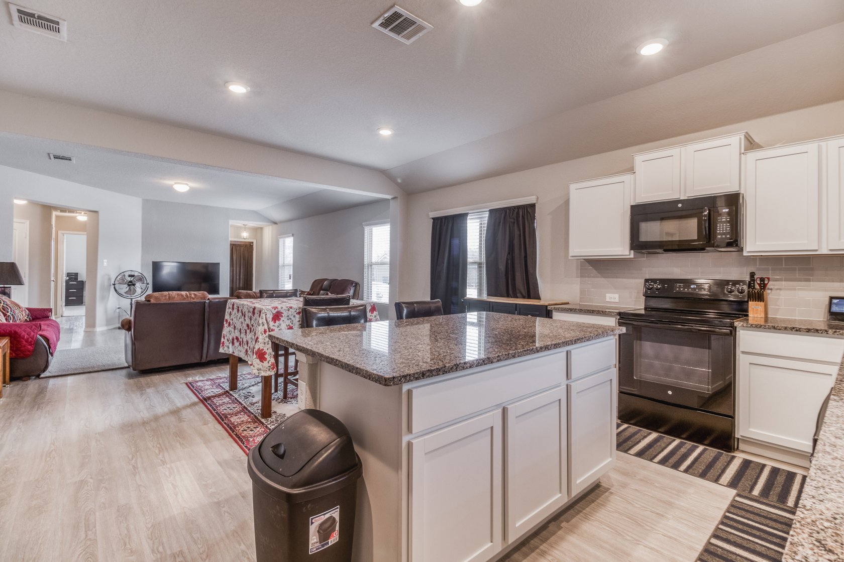  172 Field Ridge