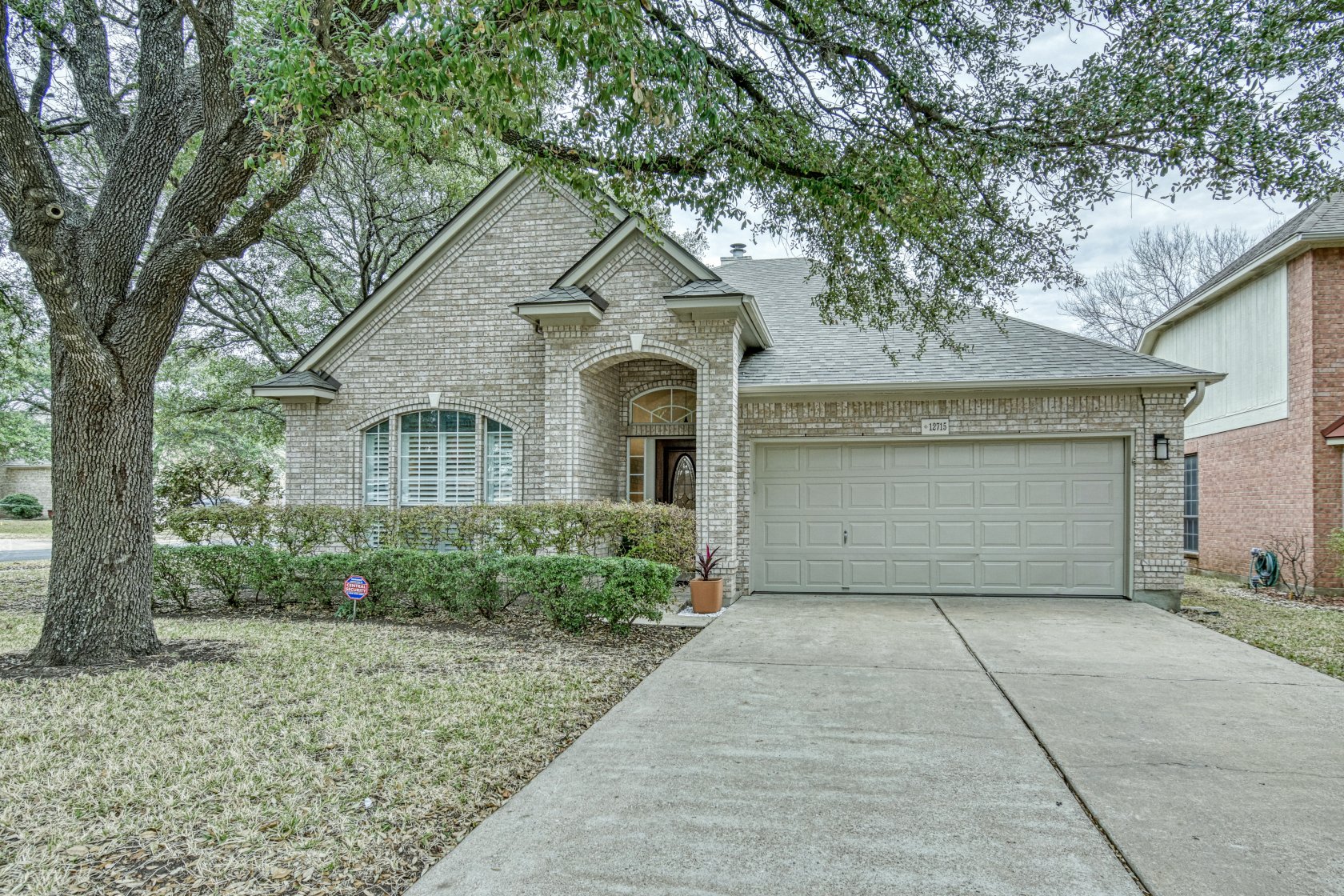 12715 Yearling Cove