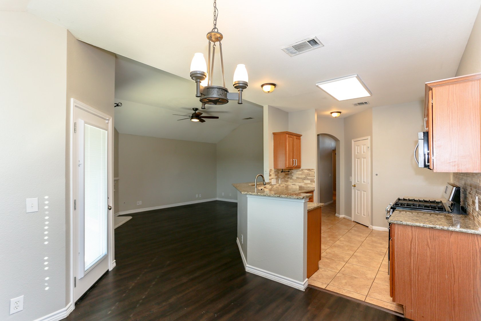 1201 Waterfall Ave