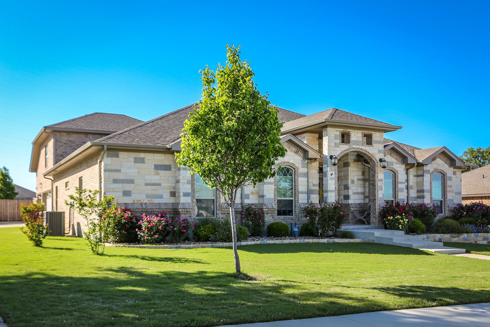 8305 Steppington