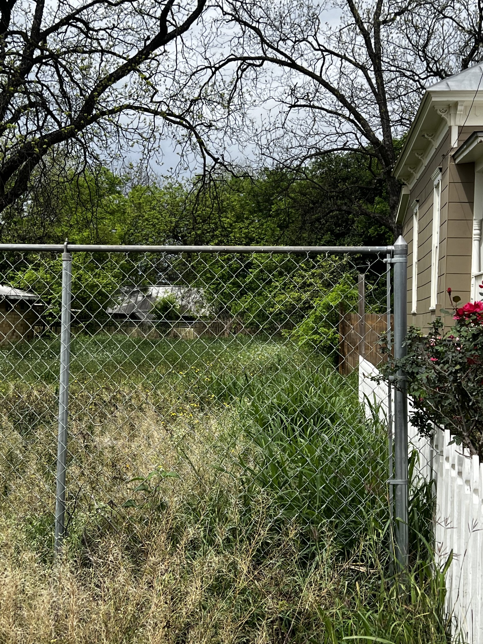 2415 S. Flores St.