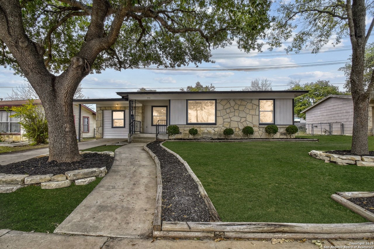 315 Latch Dr