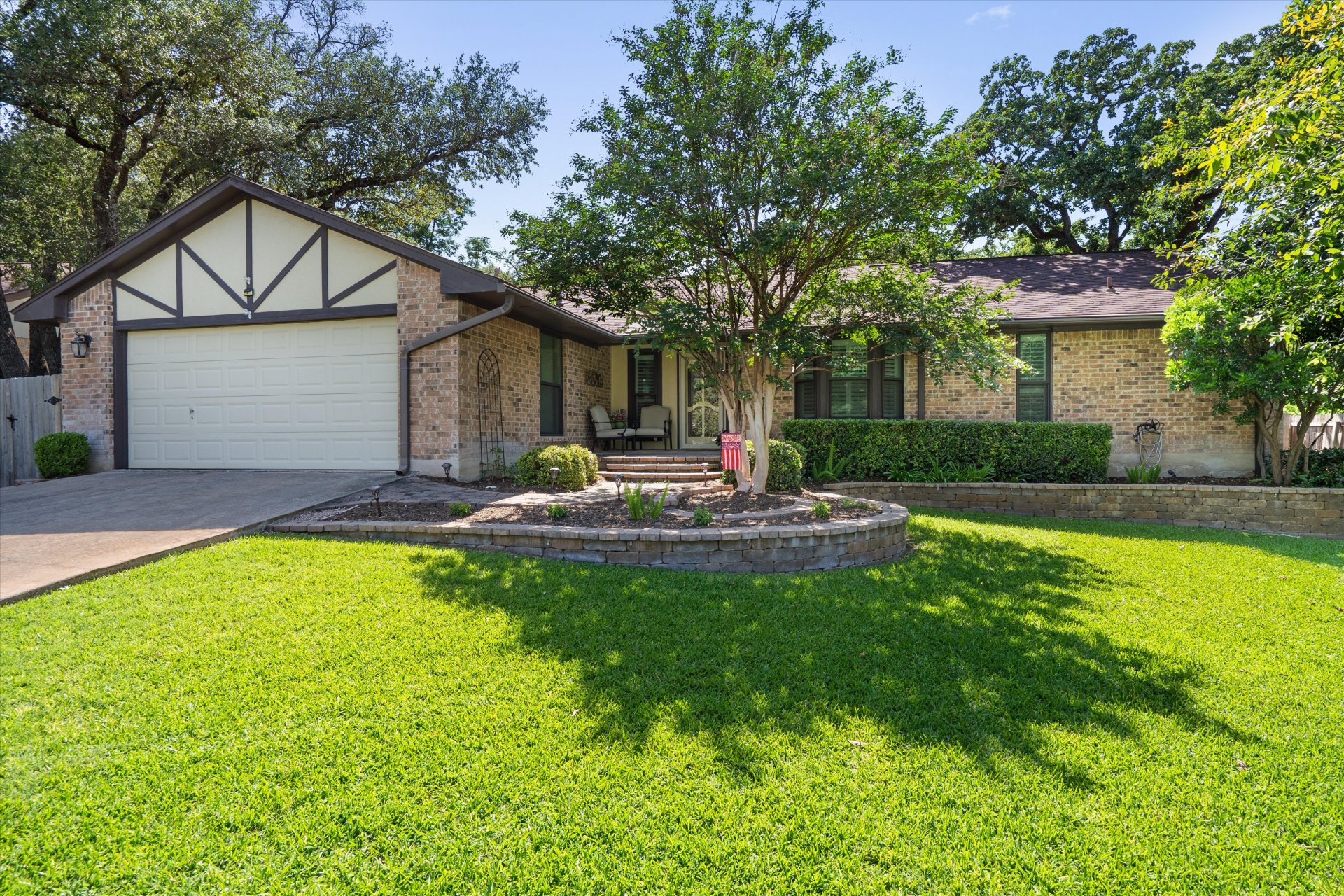  307 Innwood