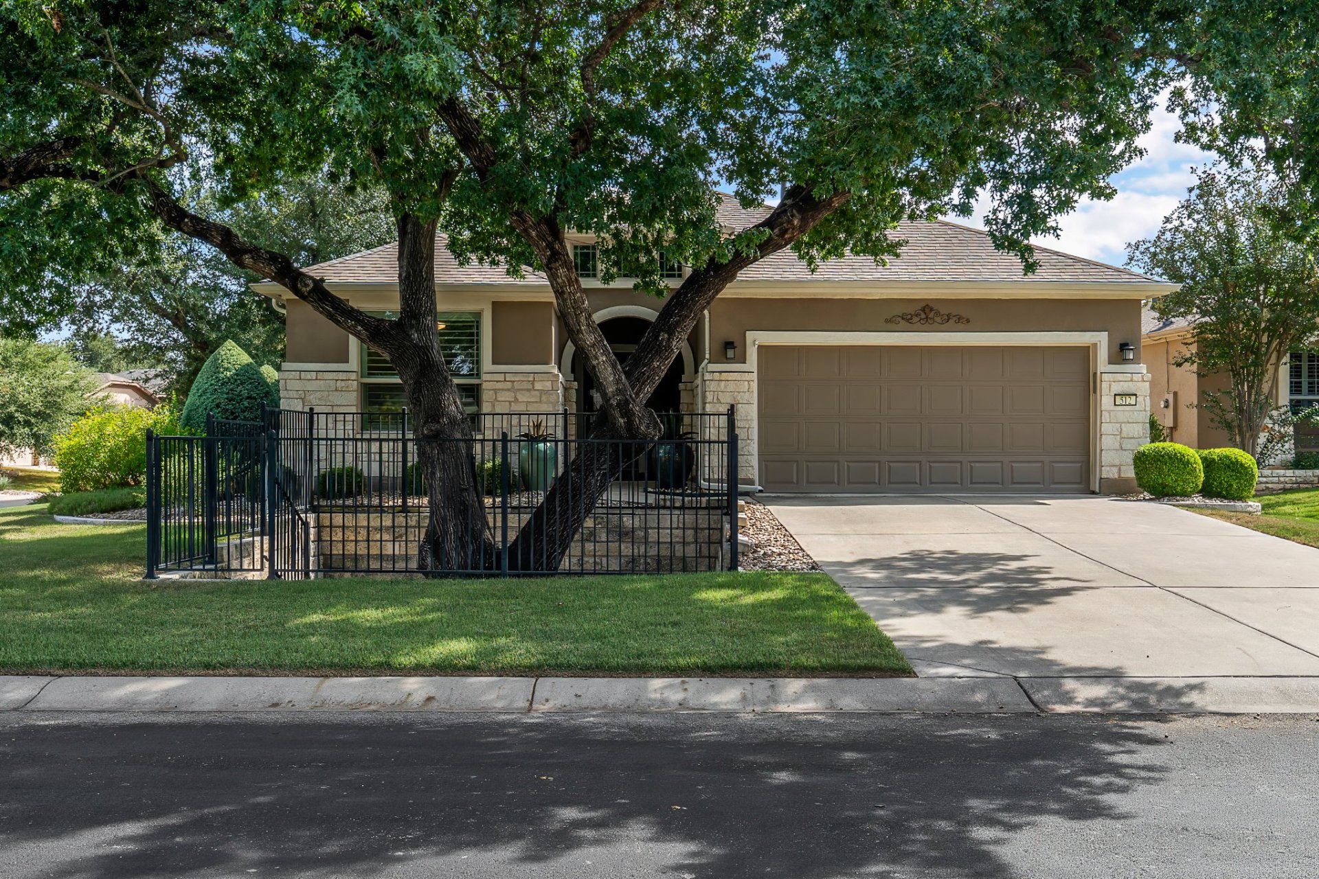 512 Martin Creek