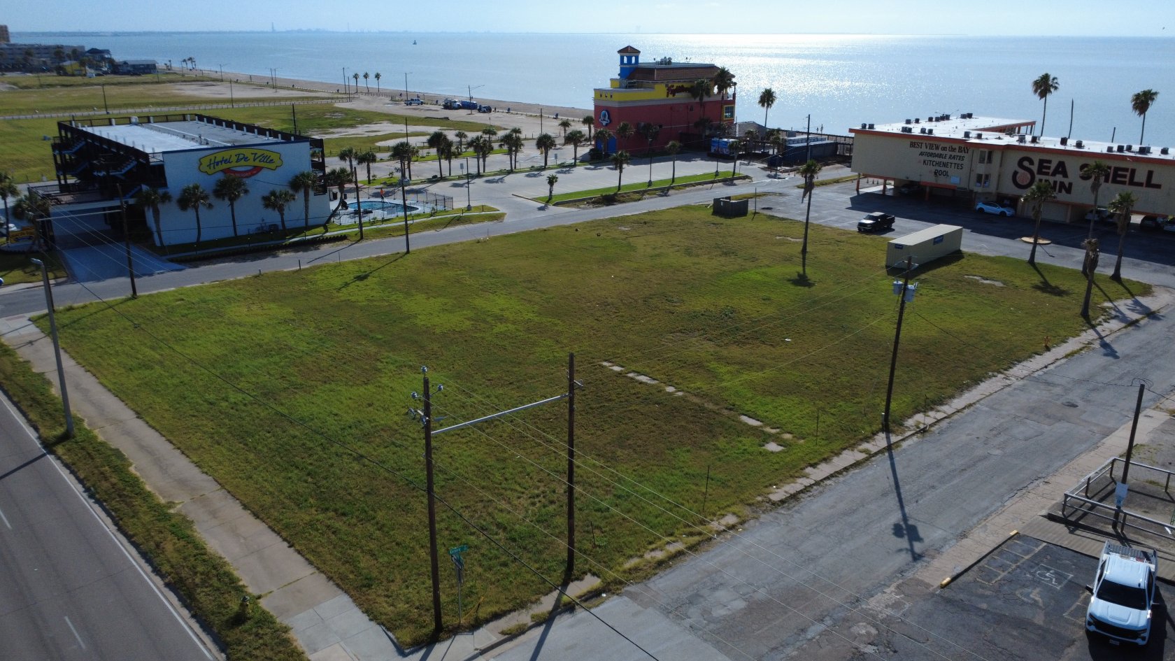 Land site on Surfside Blvd near the beach in Corpus Christi, TX